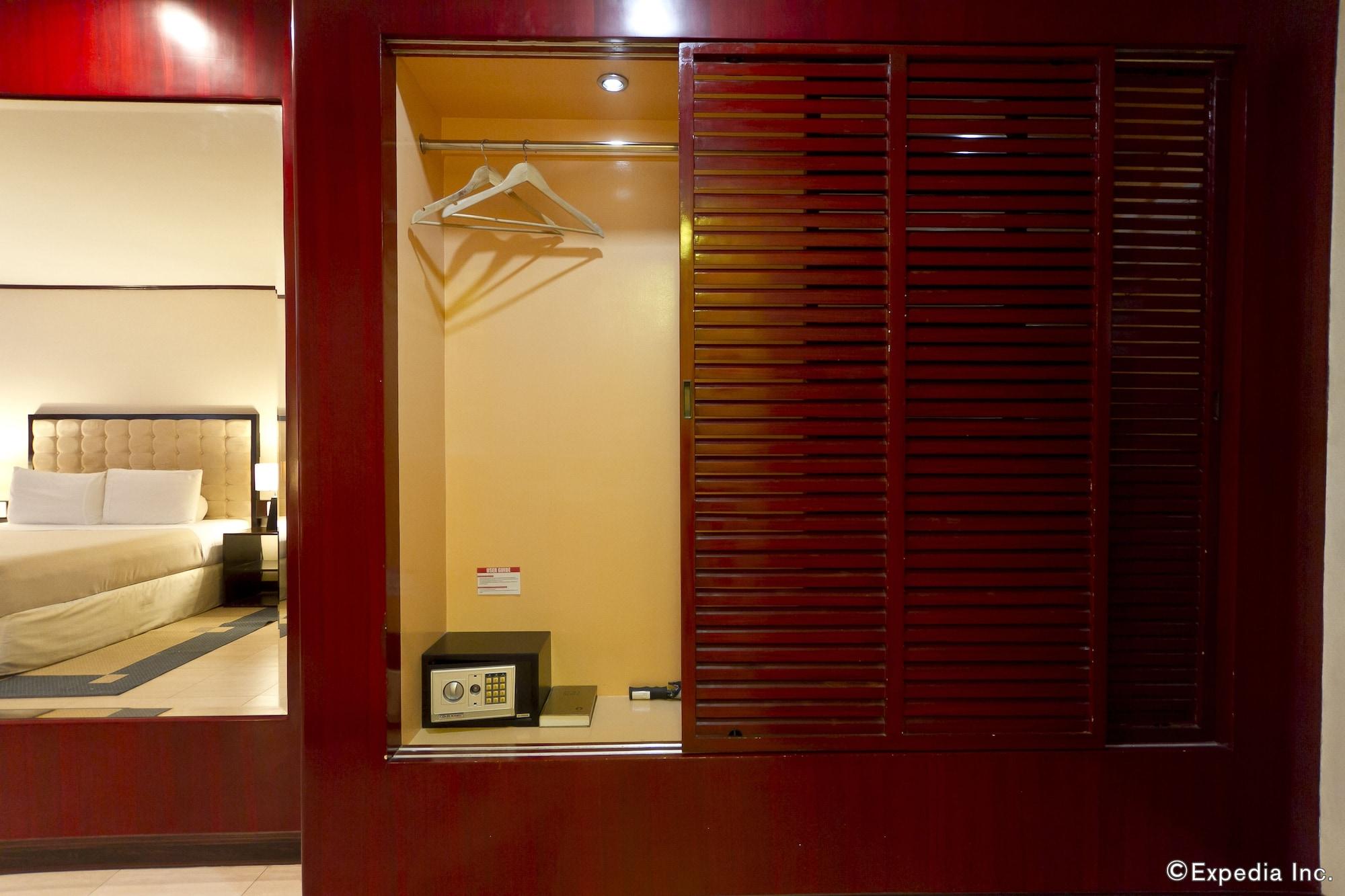 Dulcinea Hotel And Suites Lapu-Lapu City Kültér fotó