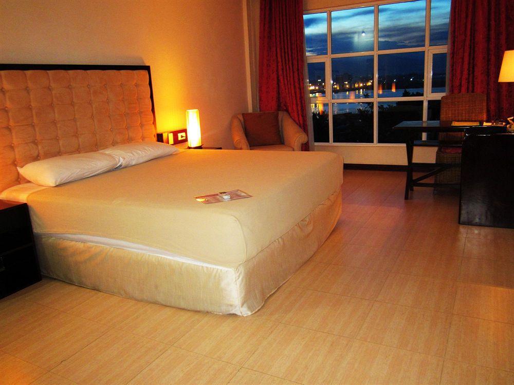 Dulcinea Hotel And Suites Lapu-Lapu City Kültér fotó