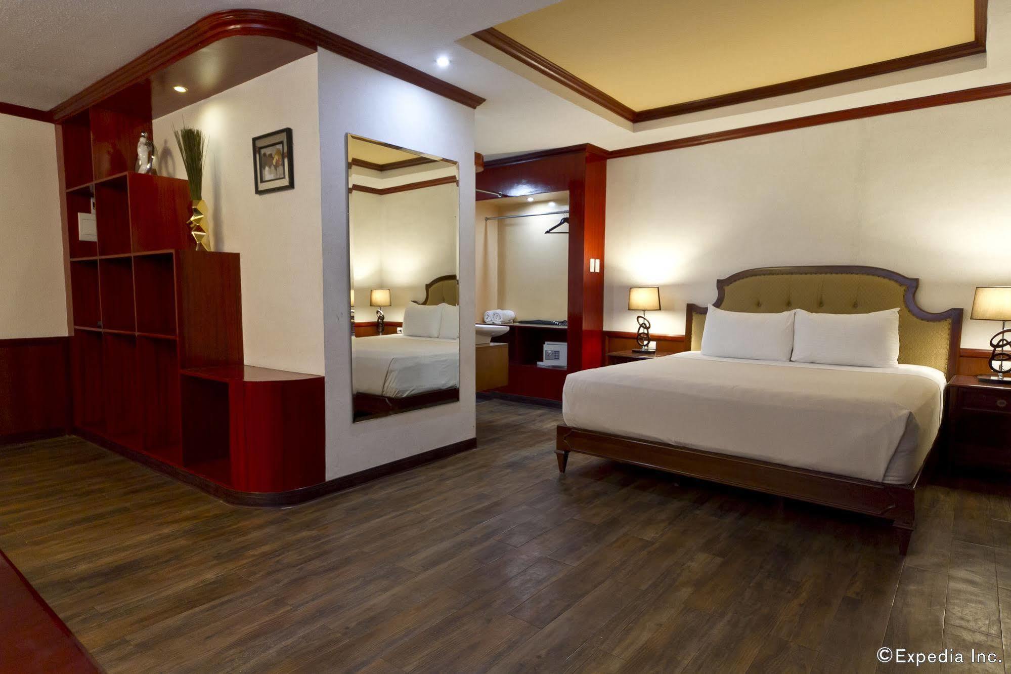 Dulcinea Hotel And Suites Lapu-Lapu City Kültér fotó